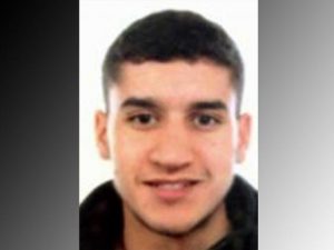 Younes Abouyaaqoub, 23 anni, è sospettato di aver guidato il camioncino-killer